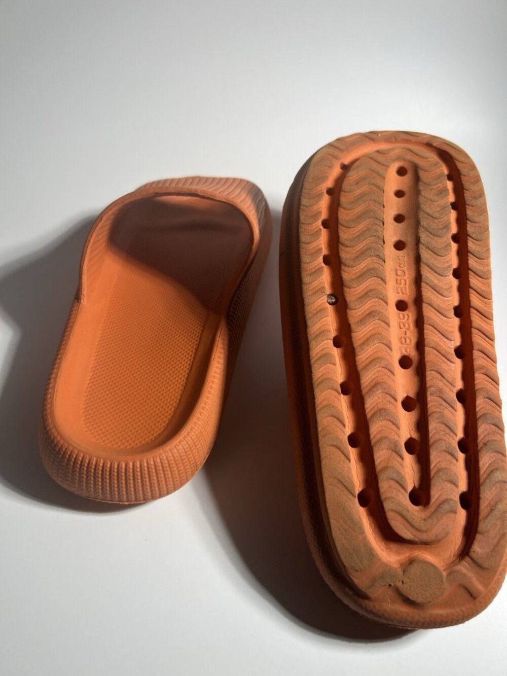 Orange Lightweight Rubber Slide Sandals Women’s EU 38/39 Comfort Slip-On - Picture 5 of 9